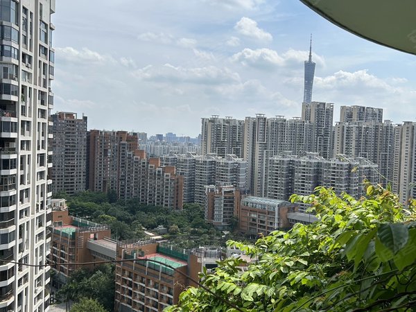 广州天河珠江新城东金碧华府房东急租 珠江新城 超大露台 三房两卫 望