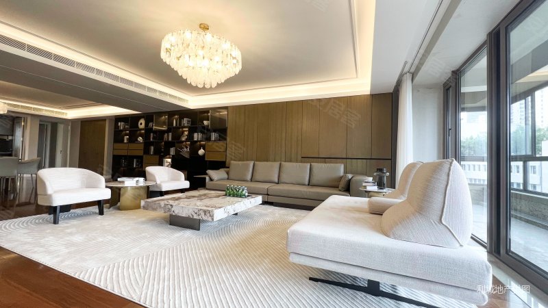 真实静安寺豪宅嘉天汇大平层配套成熟