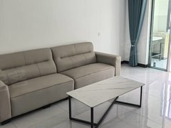 枣阳天天福广场建设路张湾小区三室两厅。家电齐全，拎包入住，干净整洁，停车方便。出租房源真实图片