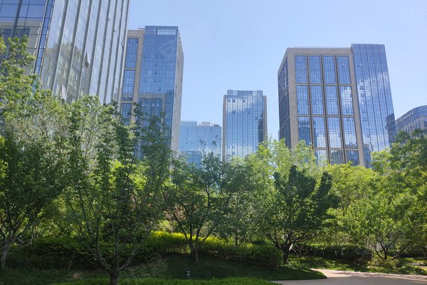 好不好_中介房产经纪人:白俭秋对林肯公园(b区)的评价-北京安居客