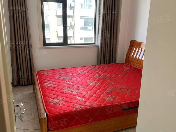 临沂沂南城区环球逸品紧邻沂南四中,环球逸品精装修两室两厅,家具家电