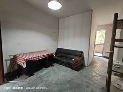 上海浦东临港新城毛坯1房，可以办理居住证出租房源真实图片