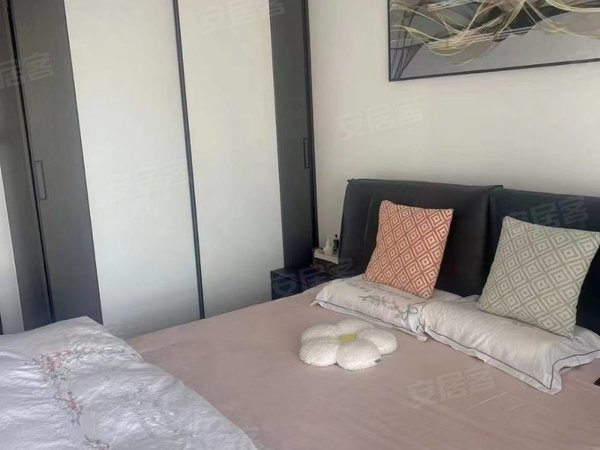 南通如东如东市区香江翡翠观澜香江三室两厅两卫,品牌装修,品牌家电