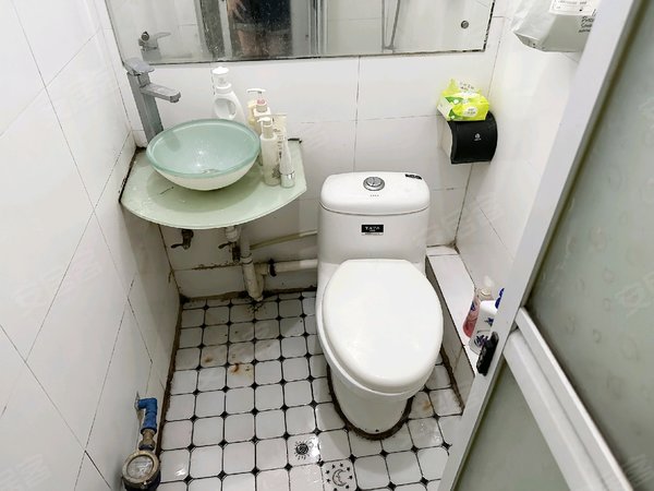 广州天河天河公园环宇花园环宇花园 2室1厅2卫出租房源真实图片