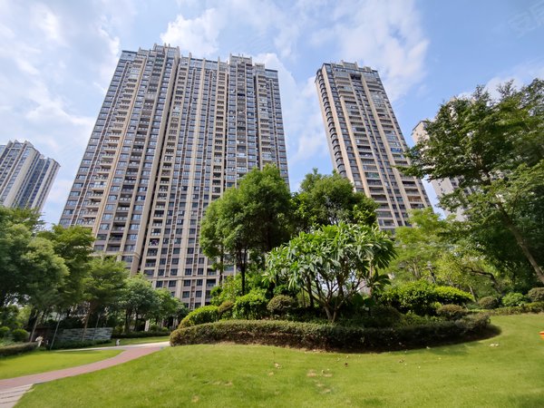 佛山南海金融高新区佳兆业滨江1号滨江1号a区 精装三房 楼下滨江公园