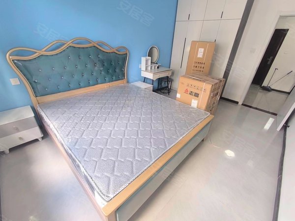 苏州沧浪双塔苏大北小区1号线 地铁旁 精装两室 近苏大 小区环境很好