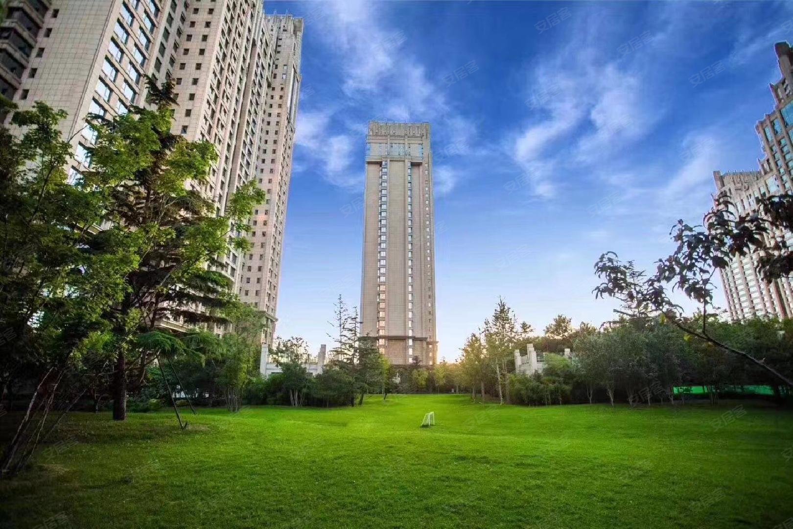 霄云路8号 ,9万租 , 空房出租 ,可以配齐 ,全新房