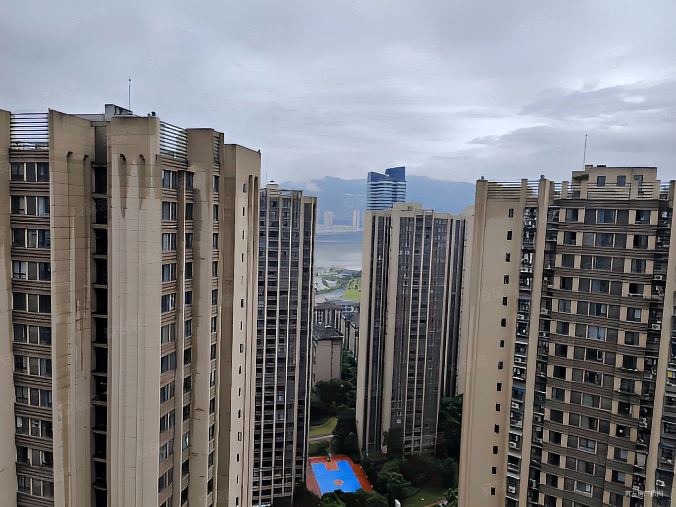 重庆房产网>重庆二手房>万州二手房>万州区观音岩二手房>鸿鸥未来城>