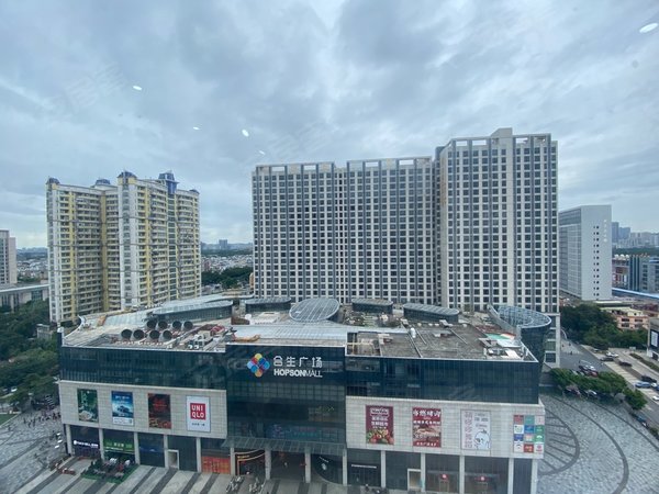 广州海珠广州大道南合生广场合生广场 南向办公两房 干净漂亮 可注册