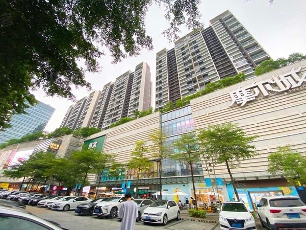 深圳龙岗龙岗中心城鹏达摩尔城摩尔城精装4房,拎包入住,楼下商场地铁