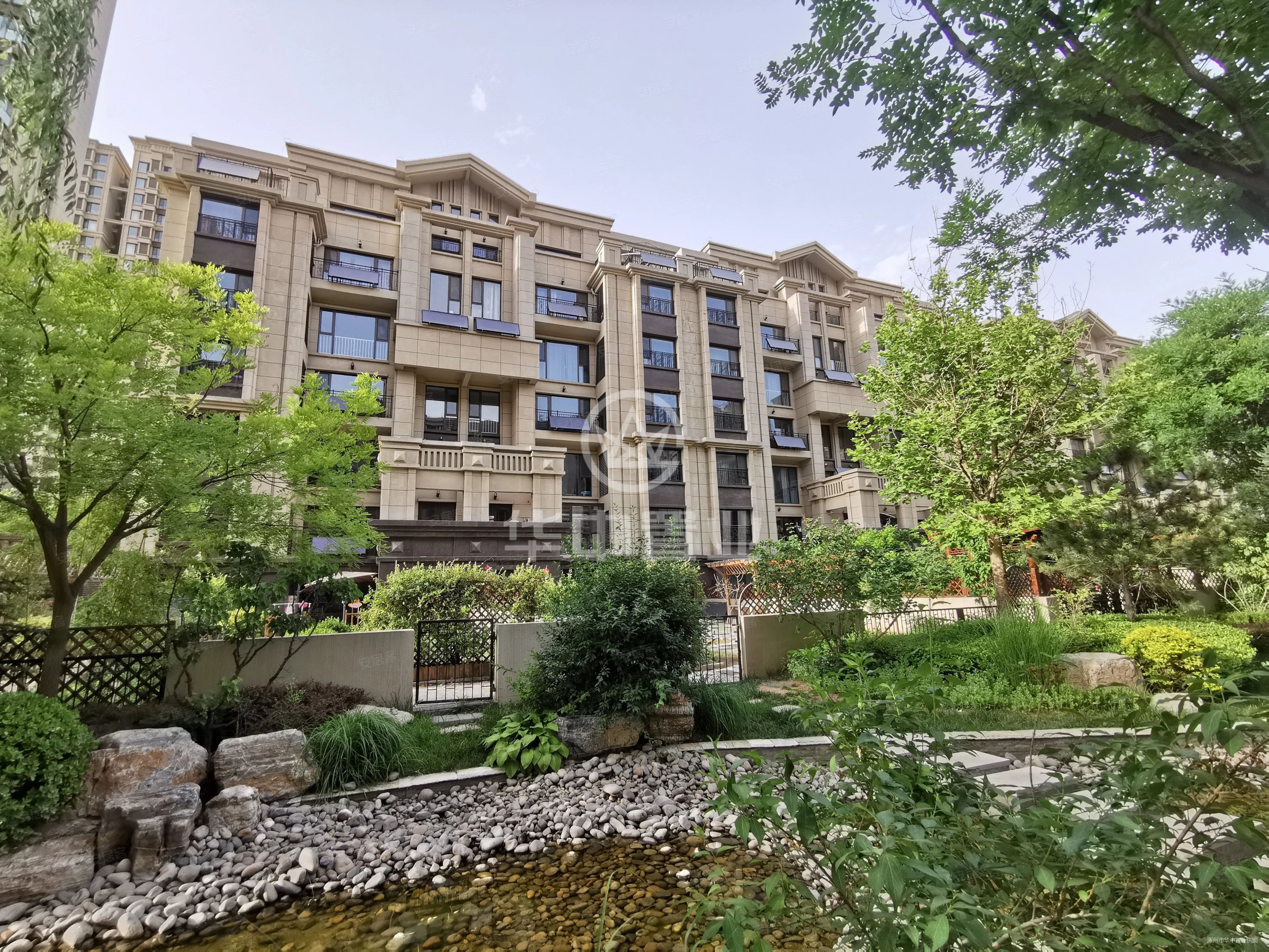 高铁东站鸿坤理想湾急售电梯洋房视野无遮挡房本满二