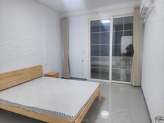 咸宁咸安银泰百货新上 精装2房1厅 停车方便 拎包入住 居民水电 有钥匙出租房源真实图片