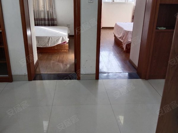 湖州吴兴八里店镇杏花苑精装修1300月拎包入住出租房源真实图片