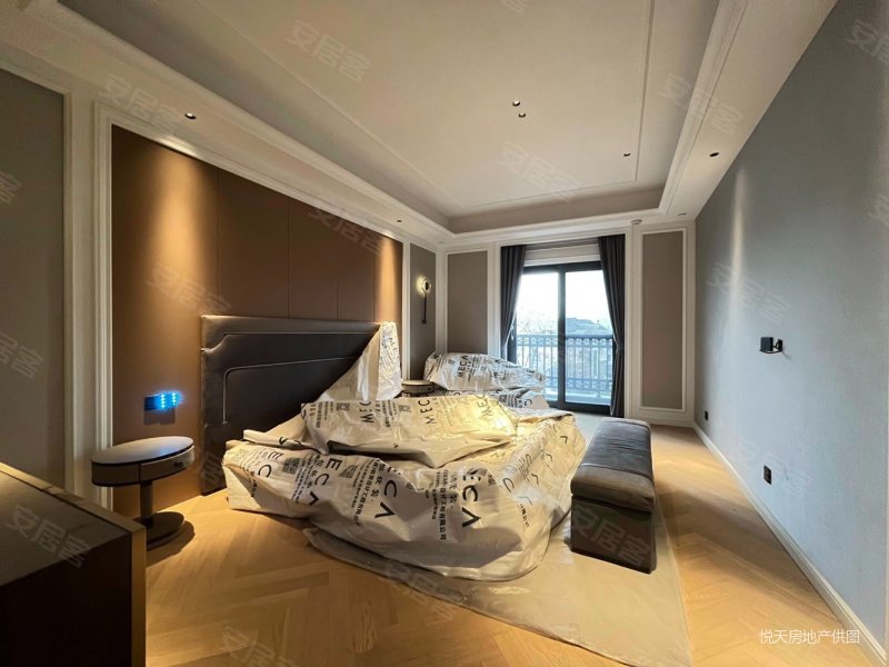 西安房产网>西安二手房>曲江新区二手房>大唐芙蓉园二手房>中海铂宫>