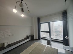 新乡红旗宝龙广场楼下宝龙 全新未住人 宝龙珑寓精装修 家电家具齐全出租房源真实图片