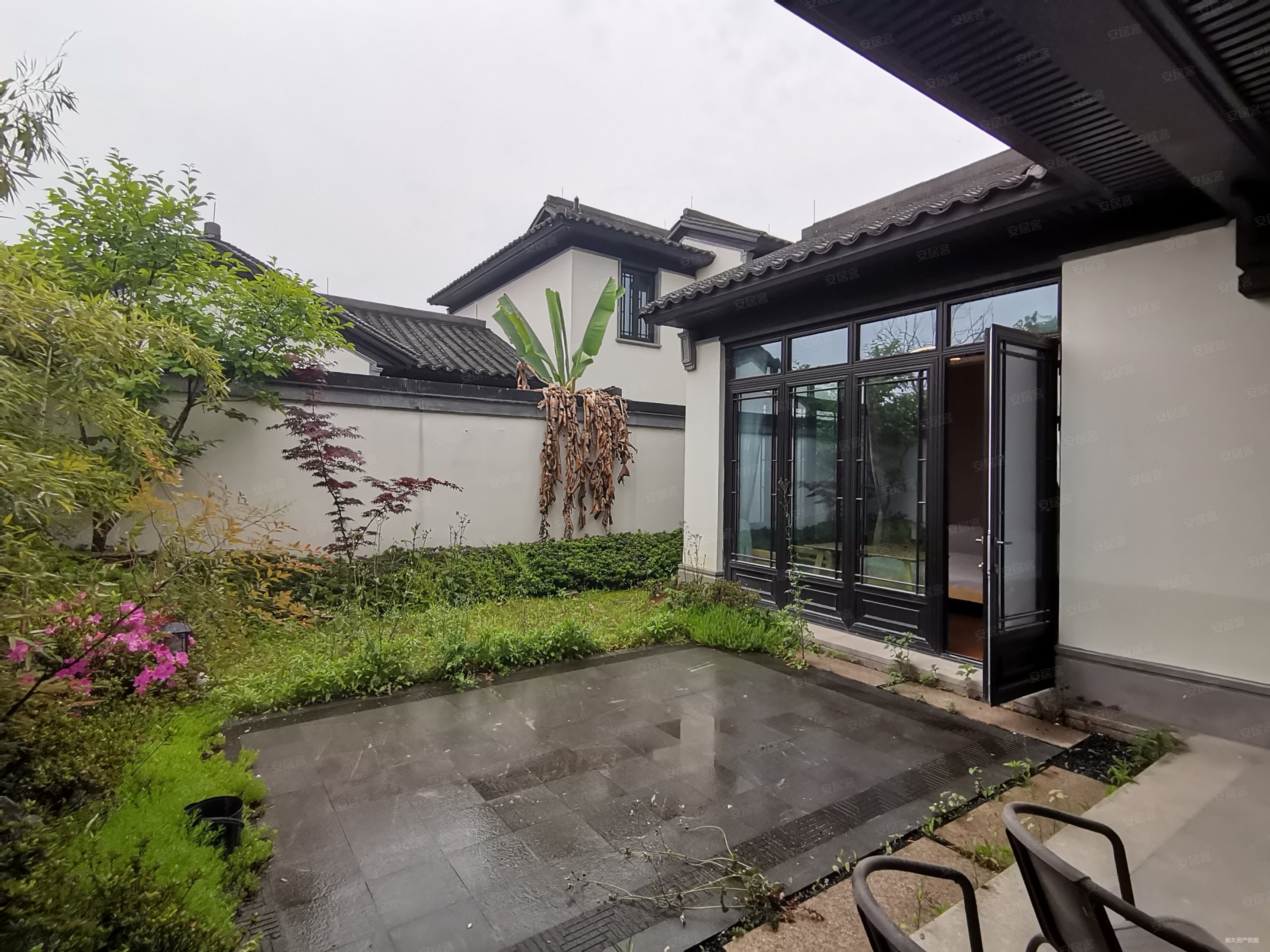 中式合院别墅带车位,大花园看房有钥匙价可谈,蓝城观云小镇(别墅)二手