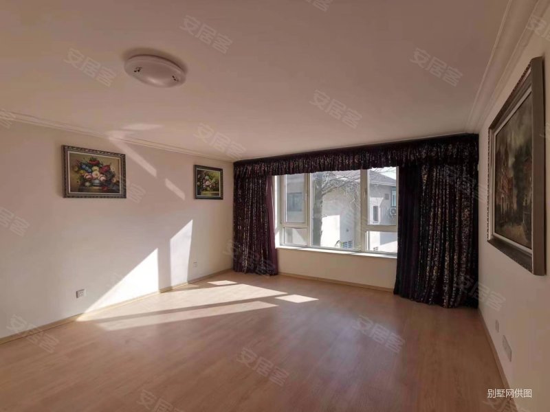 弄海园 独栋别墅 320平大院 停车方便 业主诚意出售