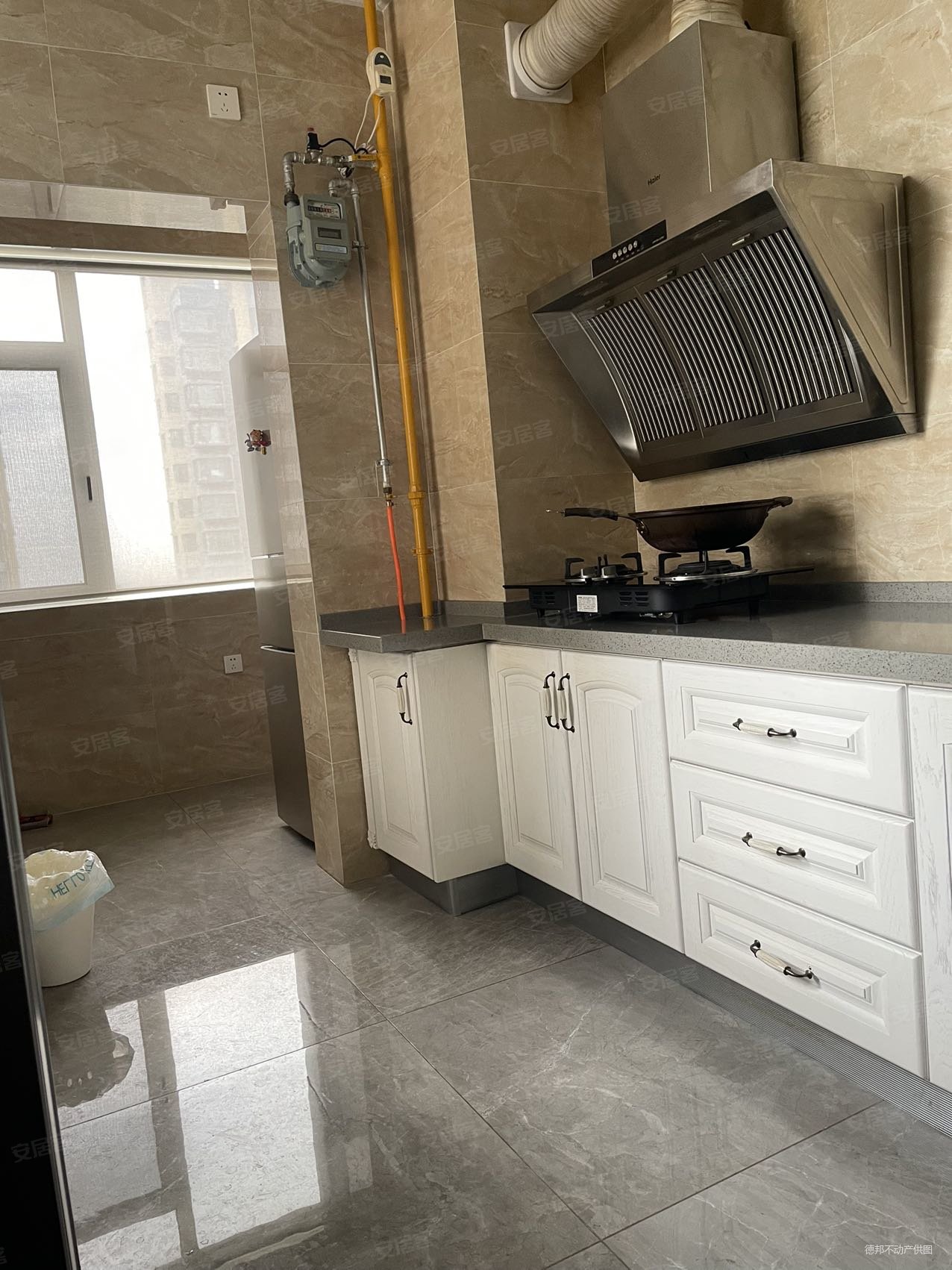 韵和嘉苑3室2厅2卫156㎡南北165万