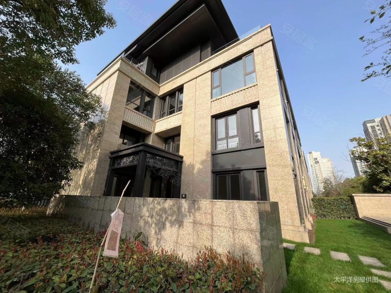 2020年内环下叠别墅 费!送地下双车库!看房随时!