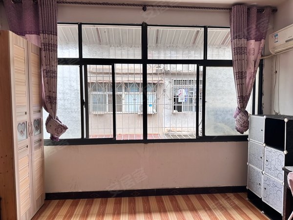 武汉江夏藏龙岛栗庙新村栗庙新村 1室0厅1卫出租房源真实图片