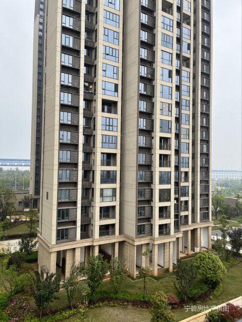 7层电梯洋房带露台长房宁州府4房2厅南北通透方便