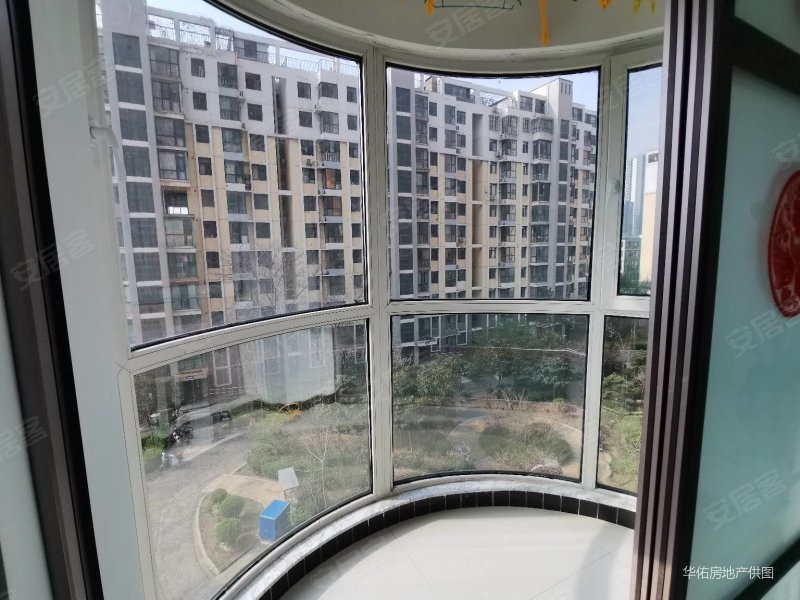 精装拎包住3阳台落地窗电梯3居室 老证随时看,连城别苑逸园二手房,124