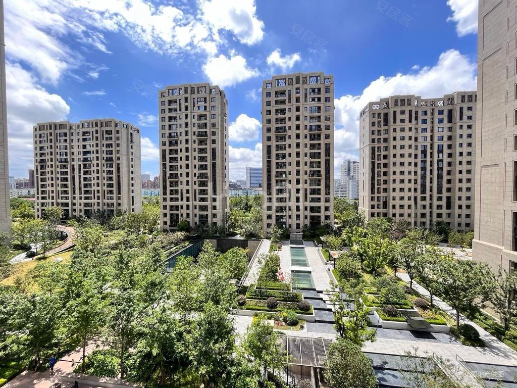 上海房产网>上海二手房>闵行二手房>金虹桥二手房>古北中央公园>