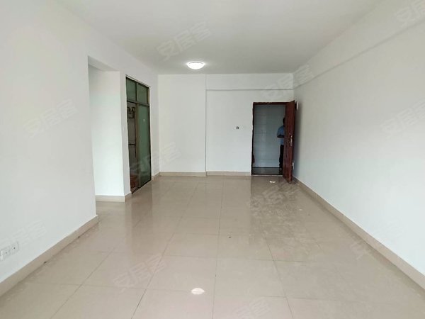 深圳龙华观澜紫汇花园大水坑紫汇花园三房一厅两卫大阳台朝向西,通风