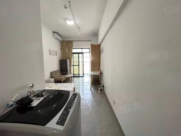 南宁江南五一路富宁大厦房东好说,价格可谈,富宁大厦小区,随时可以