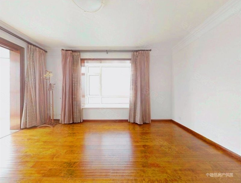 青岛房产网>青岛二手房>崂山二手房>麦岛二手房>亚麦山城>800_607