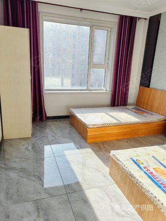 万盛理想国卡梅尔城居住密度低精装可拎包入住房龄新