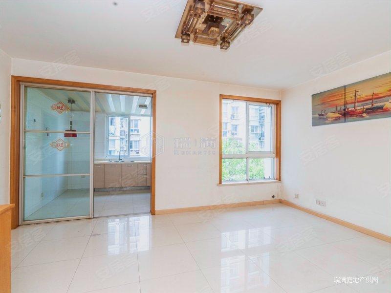 怡水嘉园 地铁口 中间楼层 双南户型 采光无遮挡