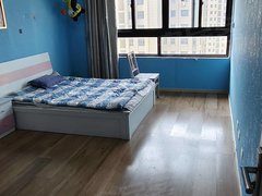 启东启东城区医院城区医院企微半导体附近有三室一厅出租，家具齐全，拎包入住出租房源真实图片