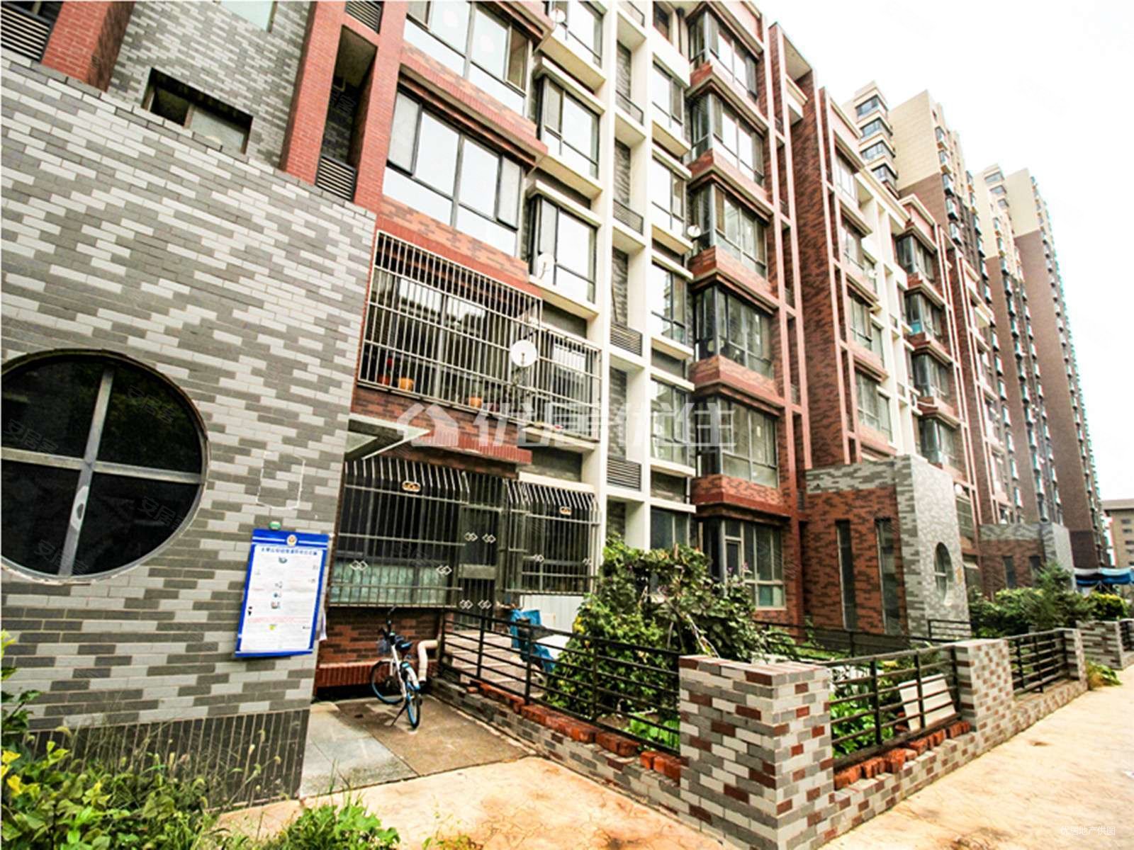 水语青城2室1厅1卫97㎡南78万