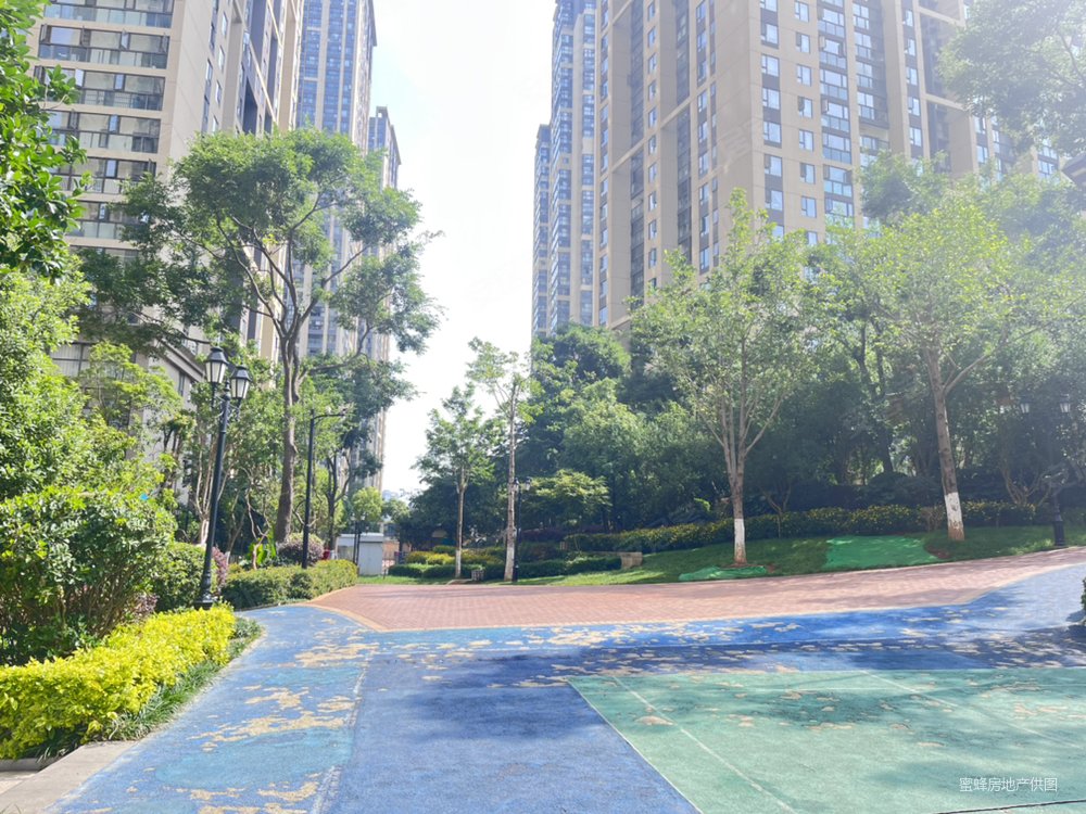 三房两厅一卫,俊发城金盏苑二手房,85万,3室2厅,1卫,89平米-昆明安居