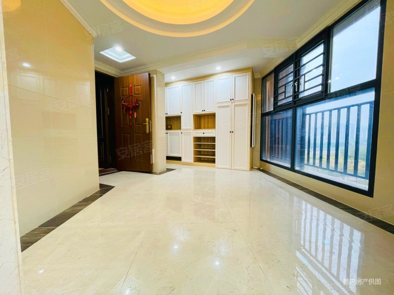 尚城世家4房红本在手满五急卖随便砍