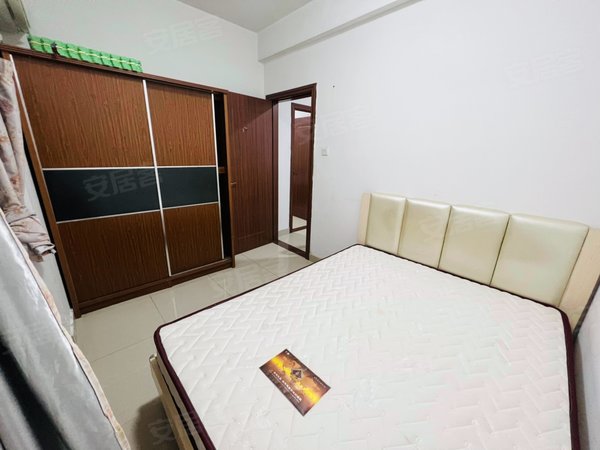 70平米 2房2厅  拎包入住出租房源真实图片