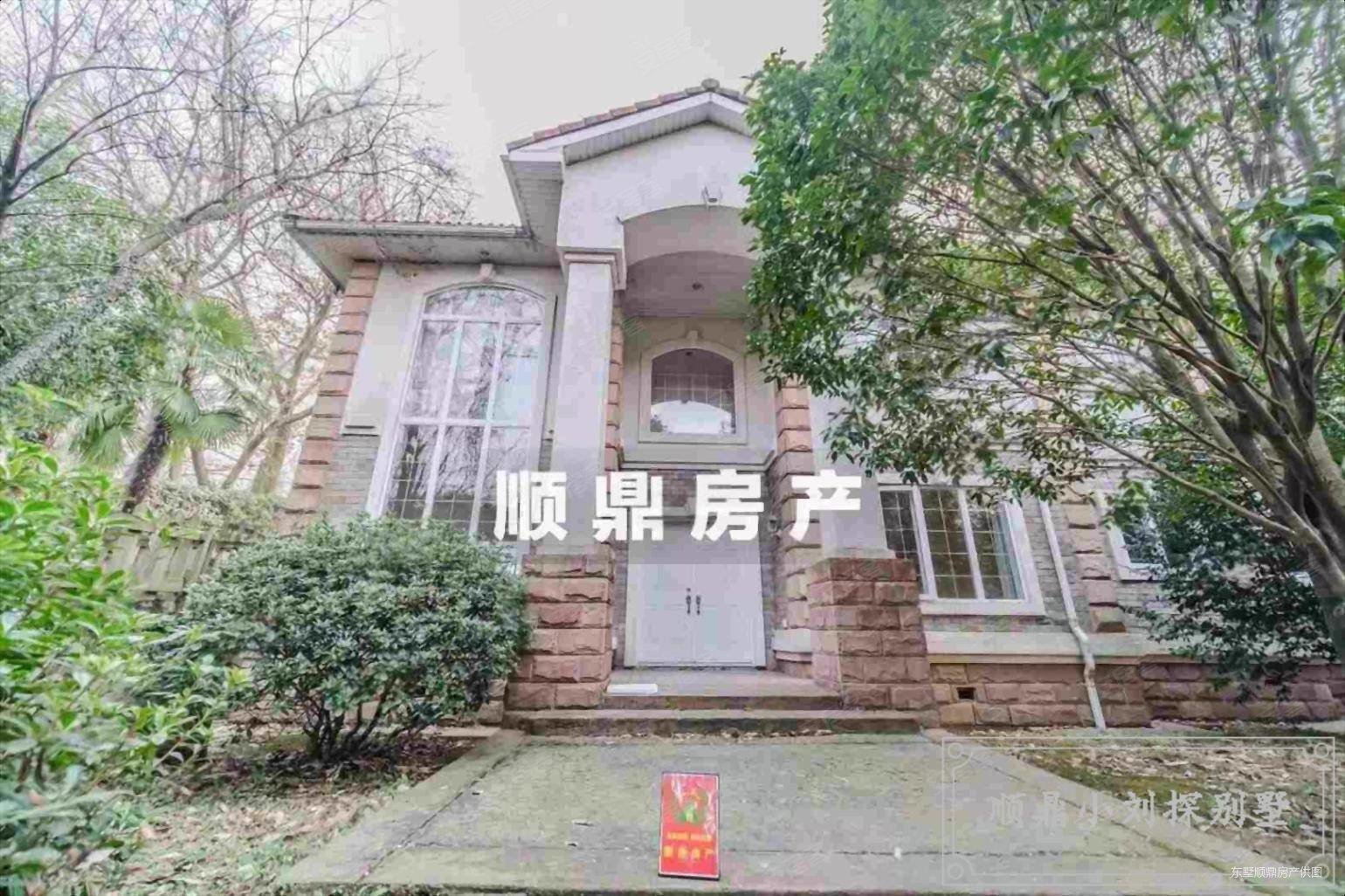 木质建构 可重建 花园一亩多 帝豪花园 钟山国际高尔夫旁边,帝豪花园