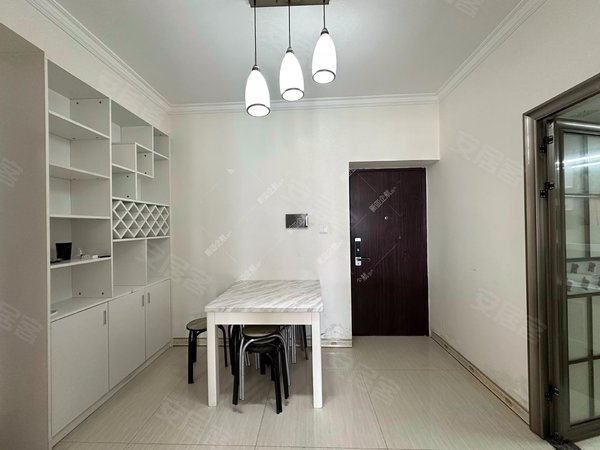 红旗小学兰亭上锦旁  精装两室带家具家电出租房源真实图片