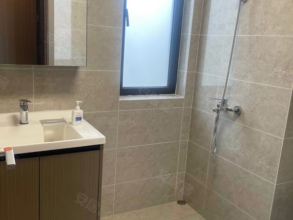 河源东源东源城区龙光玖云台多套龙光玖云台三房两卫1000起出租房源真实图片