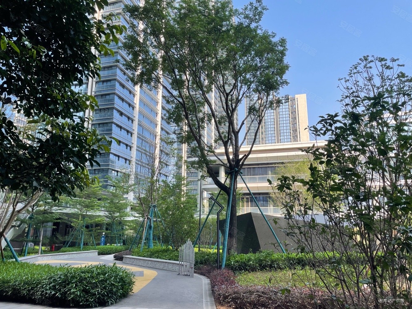 广州房产网>广州二手房>黄埔二手房>鱼珠二手房>保利鱼珠港(商住楼)>