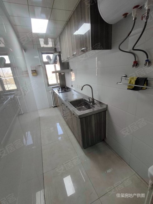 高井小区满五业主新房已定诚心出售