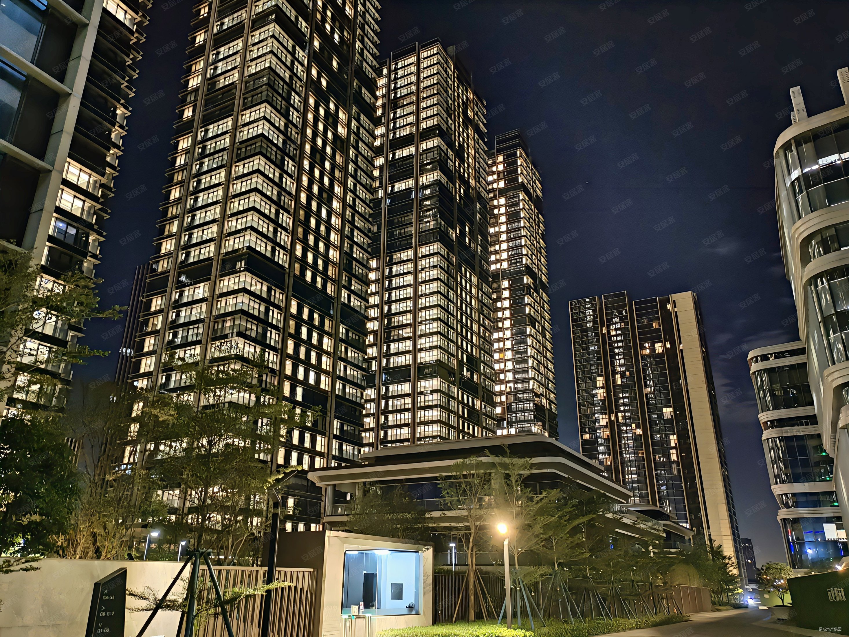 保利鱼珠港商住楼全新交楼4室2厅3卫高楼层视野江景优秀