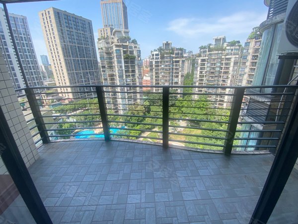 重庆两江新区黄泥磅天骄俊园两江新区 天骄俊园 三房 3200元月出租