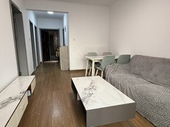 合肥新站陶冲湖可短租，可月付！楼下就是幼儿园，采光好，全屋定制衣柜出租房源真实图片