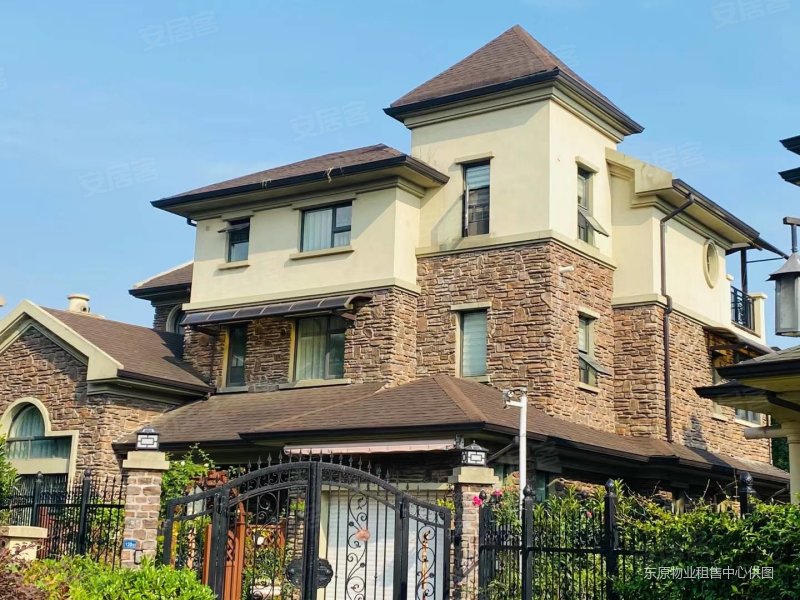 保利十二橡树庄园独栋别墅 急出售 位置好 随时看房