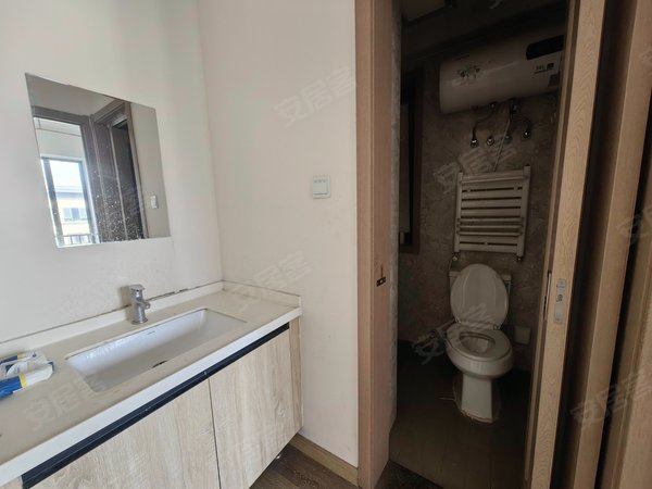 亦庄河西区和悦华锦三居奔驰大族广场