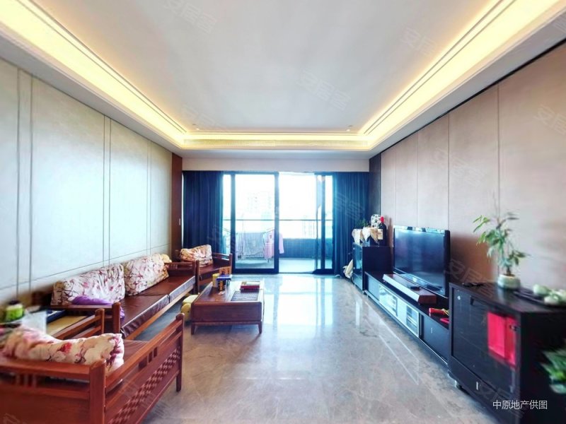 中洲中央公寓3室2厅2卫163.85㎡东北950万