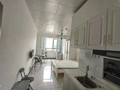 防城港港口桃花湾广场中心区恒源新都一房半年700一年可谈出租房源真实图片