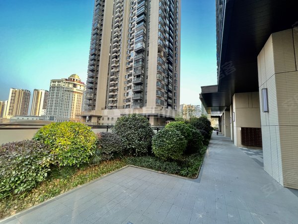 南宁青秀中山华润置地中山府价格可优惠 豪华装修 华润中山华府 市